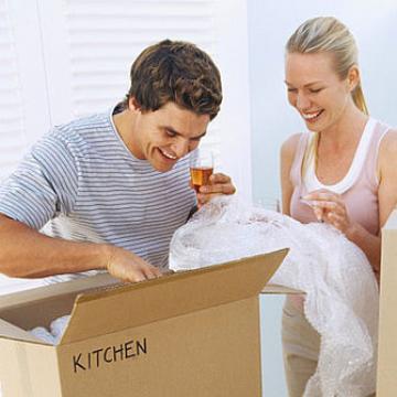 Cand e momentul sa va mutati  impreuna?