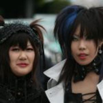 Un alt look al tinerilor japonezi